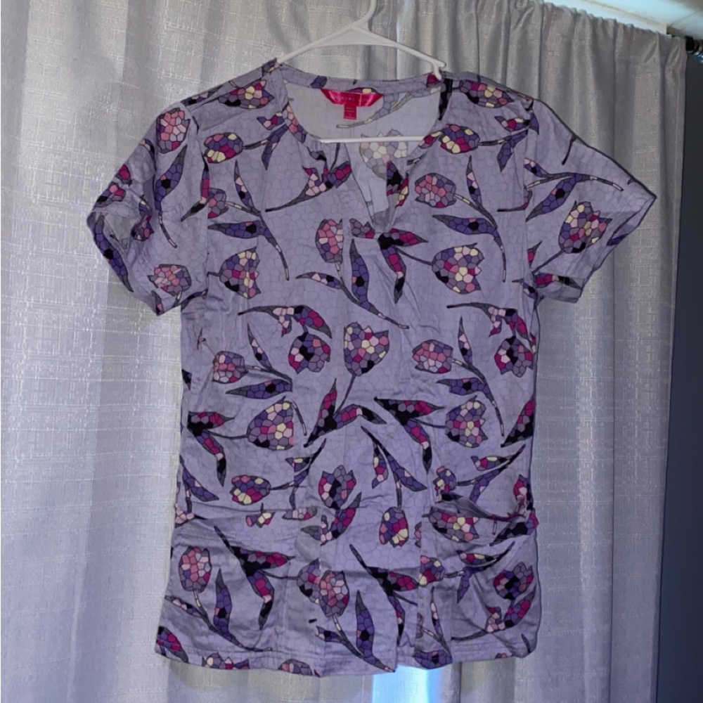 Scrub top